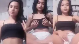 Gadis Smp Cantik Menusuk Memeknya 10 Kali