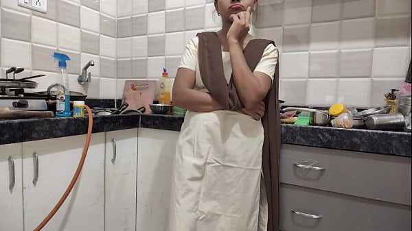देसी कॉलेज लड़की घर आकर अपने सौतेले भाई के साथ जंगली मज़े ले रही है – हिंदी ऑडियो
