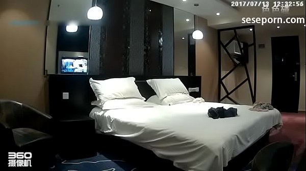 Gadis Tionghoa Seksi Digoyang Keras Di Kamar Hotel (rekaman Kamera)