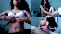 Abg Lumajang Siap Digarap Di Kamar, Nungging Sambil Nyium Sprei.