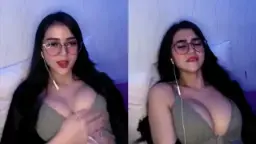Toge Selebgram Yang Mendesah Nikmat, Sosok Malaikat Dan Iblis Yang Menggoda