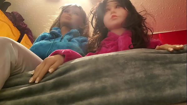 Ayah Ajarkan Seks (bagian 1/3) – Putri Tiri Diajari Teknik Mengisap Kontol