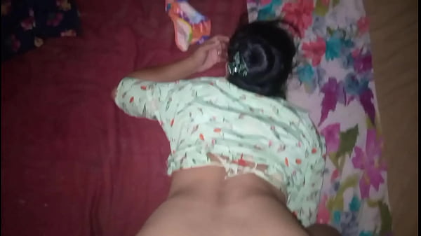 Desi Cewek Lagi Diginiin, Sampe Lemes.