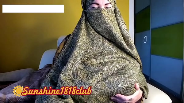 Ngentot Bareng Janda Turki Arab Berhijab, Montok, Toket Gede, Rekaman Webcam 10 November
