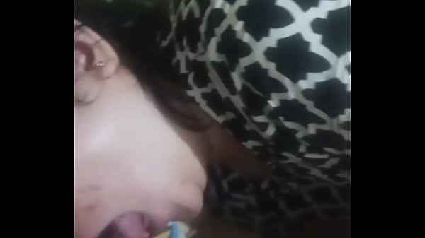 Bokep Indo Ketemu Mantan Pas Malam Tahun Baru, Langsung Crot Di Mulutnya