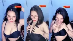 Angell99 Jilat Memek Sendiri, Panas Banget!