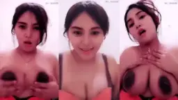 Miss Pearly Bugil Toge, Bikin Liur Netizen.