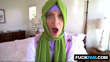 Hijab Ngehe Kena Kontol Pertama Kali, Izzy Lush Sama Donnie Rock