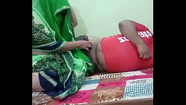 Desi Pasutri Lagi Ngewe Hot Di Kamar, Crot Penuh.
