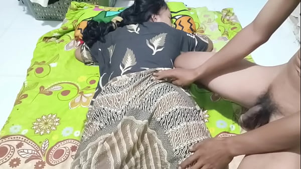 Ngentot Bu Ratna, Istri Seksi Yang Lagi Butuh Nafsu.