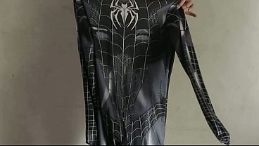 Ngentotin Cewek Cosplay Spiderman Hitam Sampe Memeknya Keluar Berkali-kali – Bokep Indonesia Paling Panas