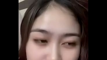 Cewek Indonesia Live, Goyangannya Bikin Pengen Colok Terus