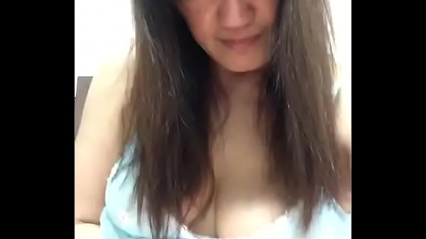 Bajingan Asia Christy Colokin Memek Becek