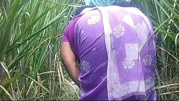 Desa India, Pasangan Bercinta Di Alam Bebas, Senggama Panas Di Bawah Langit Terbuka.