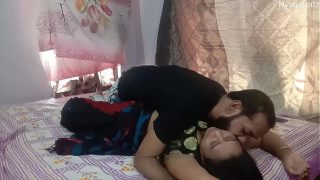 Video Bokep Kakak Adik Tiri India Paling Hot, Suara Jelas, Musik Bikin Gregetan