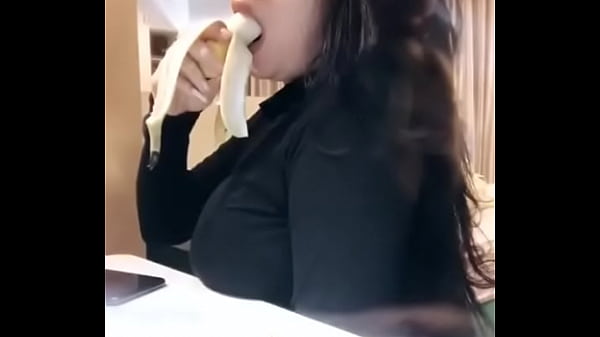 Monica Adhea, Cewek Model Indo, Lagi Ngewe Mulut Panas Bikin Horny Banget