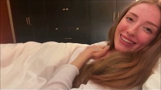 Tidur Seranjang Dengan Kakak Tiri Rambut Merah – Lola Grant – Terapi Keluarga – Alex Adams