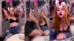 Uting Jessika Intan Pamer Belahan Dada Sambil Nyempil Di Balik Bra