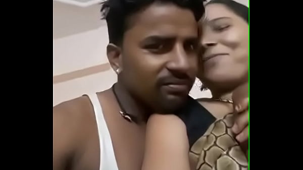 Mendesak Tante Desi, Toket Gede Montok Siap Digeber