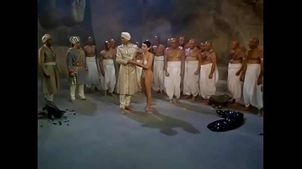 Nikmatin Liang Lahat Ala India, Basah Keringnya Bikin Merem Melek