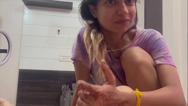 Desi Cewek Ngencingin Jari Di Bokong Sama Abang Tiri