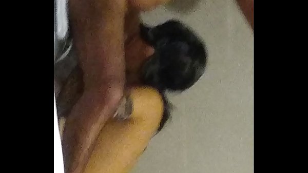 Neha Nyepong Kontol Kakak Tirinya Sambil Mandi, Suara Desahan Bikin Makin Panas
