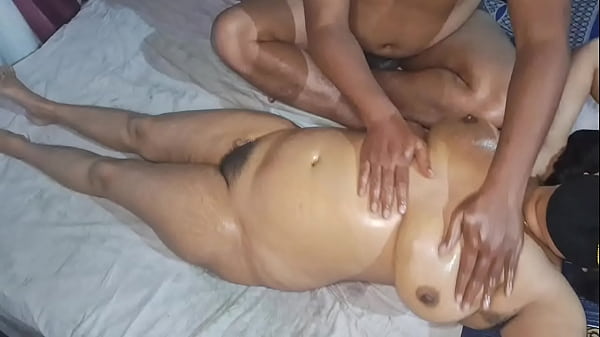 Desi Indian Hot Bhabhi Ngentot Full Bugil Pijat Erotis
