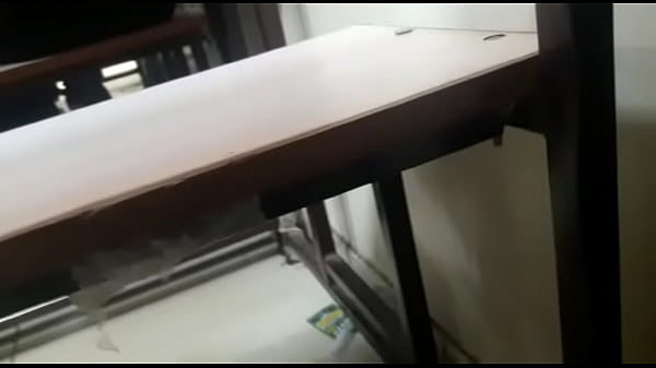 Gadis India Dengan Tubuh Menggoda Dan Tatapan Nakal, Bikin Kamu Nggak Bisa Nahan Nafsu.