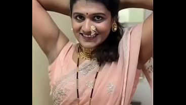 Cewek India Seksi Pamer Ketek Basah Bikin Makin Liar