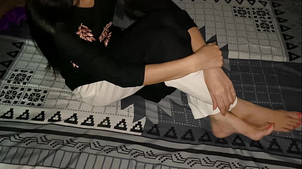 Tante Bertubuh Gede Ngajak Ke Rumah, Lalu Dia Minta Digenjot Pantat Besarnya Semalaman. Video Xxx Baru.