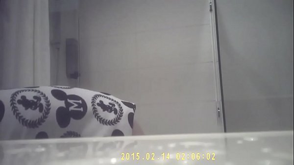 Diam-diam Ngintip Bokep Kakak Cewek Kecil Mulus Lagi Mandi
