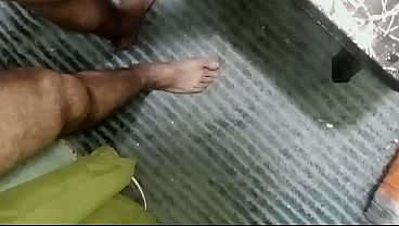 Ngentot Bertiga Arab, Kontol Besar Dijilat, Dua Jagoan Saudi Ngewein Pasif Irak, Lubang Pantatnya Dibuka Lebar