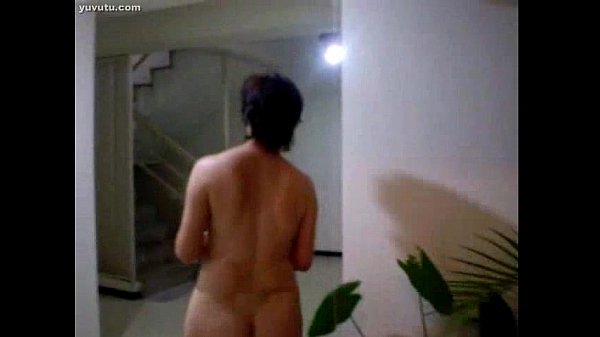 Bokep China Tua Ngocok Tanaman Sambil Muncratin Air