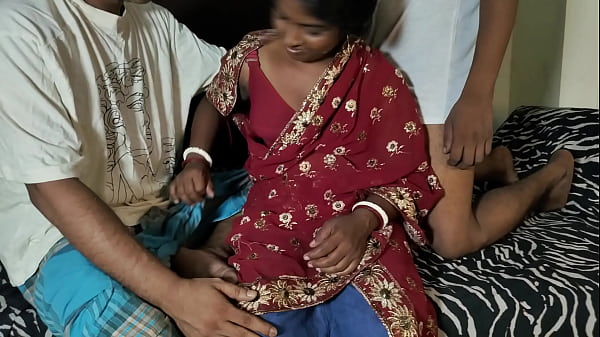 Bhabhi Manis Selingkuh Dari Suami, Digarap Puas Sama Dua Adik Tiri