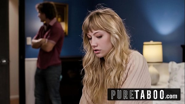 Blonde Gadis Manis Ivy Wolfe Pertama Kali Digarap Sepupu Tiri