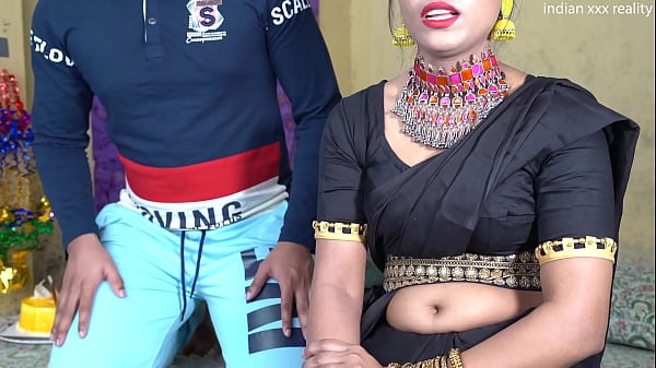 Video Mesum Ibu Tiri India Di Hari Ulang Tahun, Ngentot Gaya Desi Dalam Bahasa Hindi