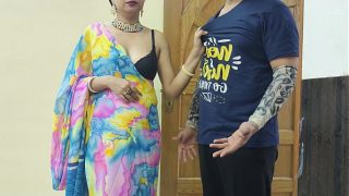 Ibu Tiri India Montok Besar Bantu Anak Tiri Berhenti Merokok Sambil Kasih Kenikmatan Seks Di Kamar, Bikin Makin Ketagihan.