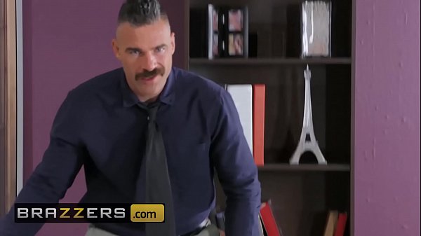Monyet Besar Di Kantor – Monique Alexander, Charles Dera – Boss Dikendalikan Dari Jarak Jauh – Brazzers